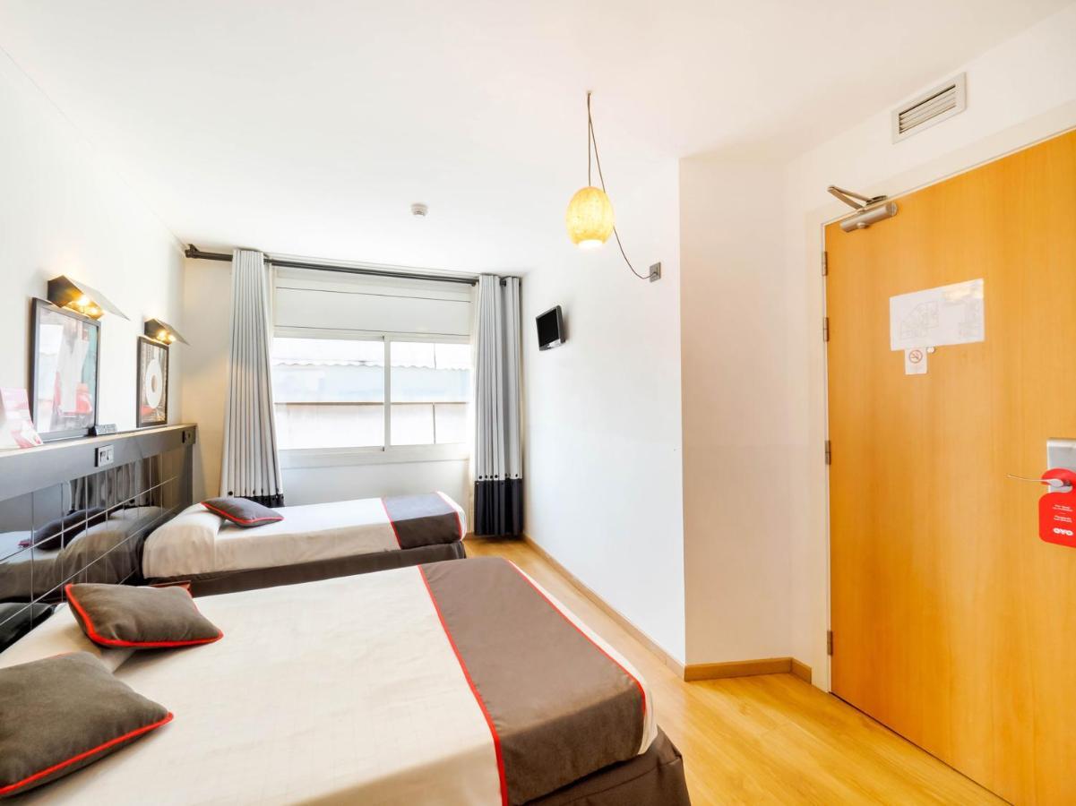 Triple Room,945405205:JPEG